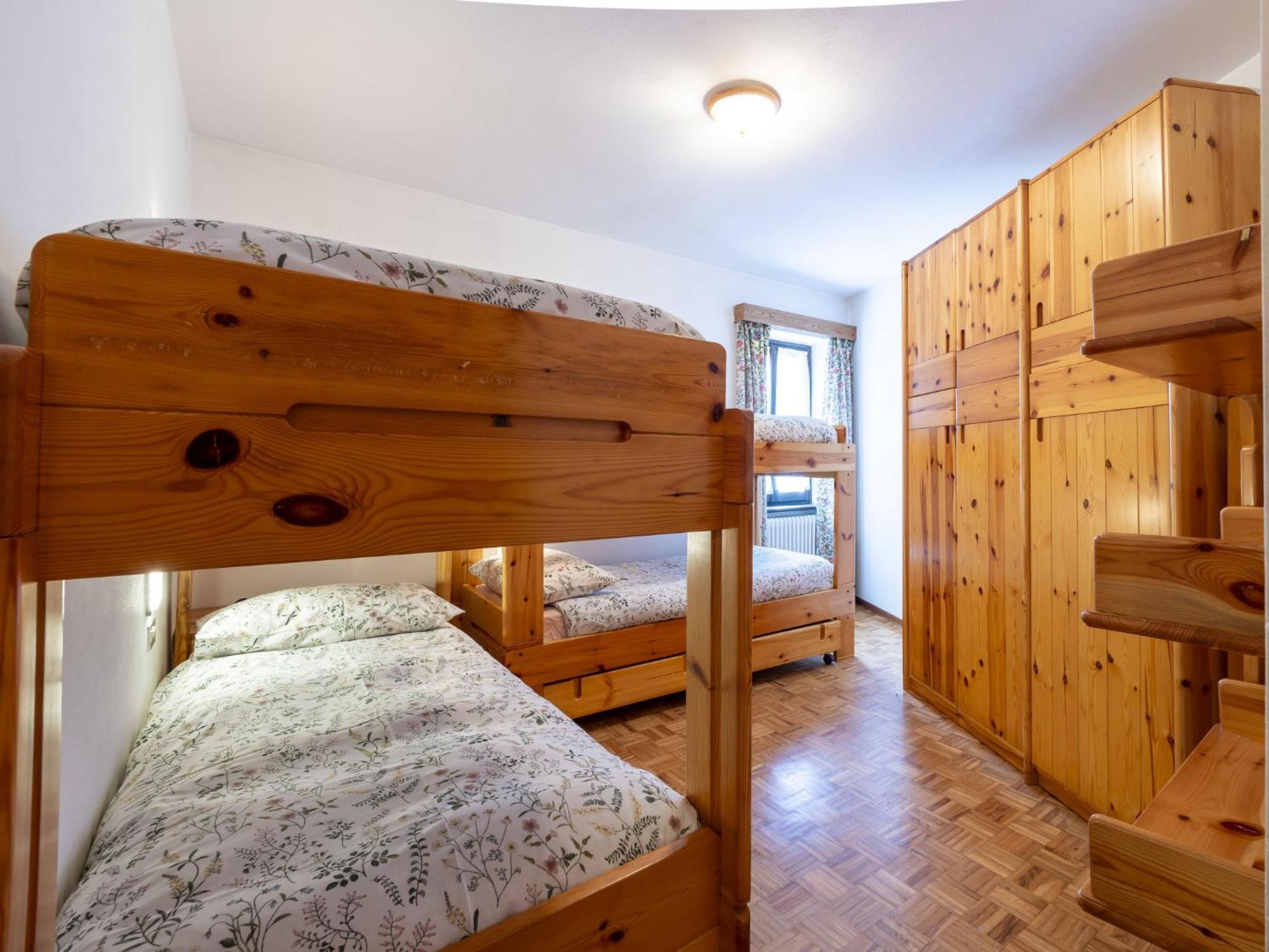 Apartment Isola Di Madesimo Apartments-2 By Interhome Zewnętrze zdjęcie